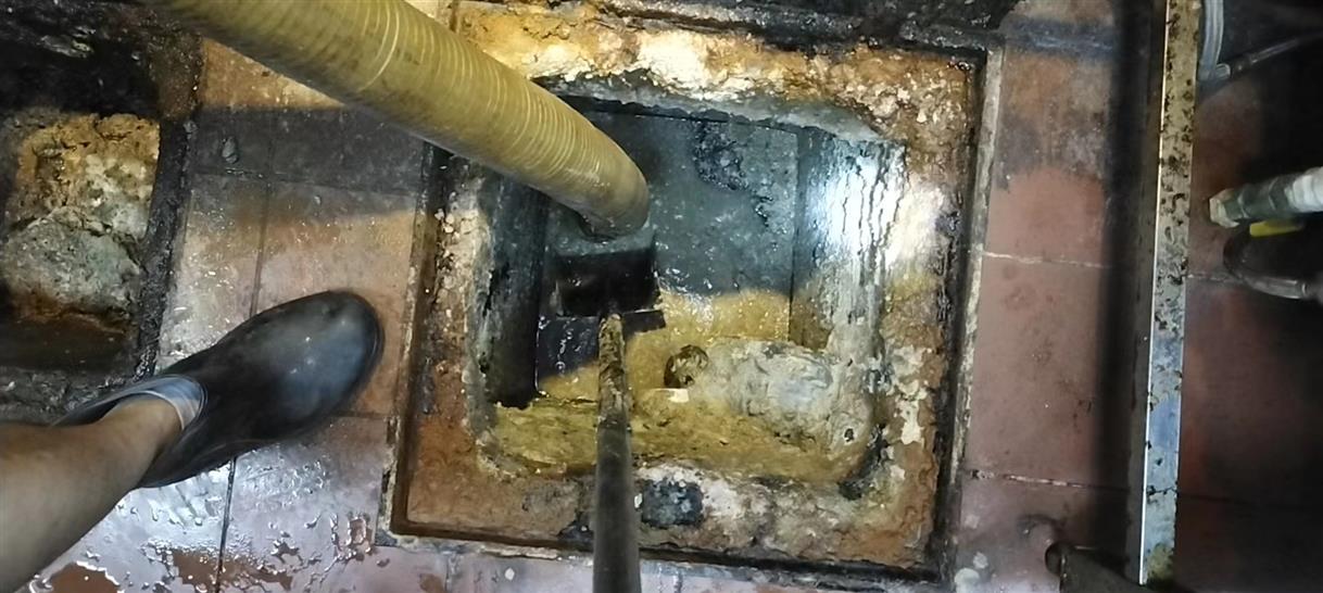 栖霞污水池清理一般都有毒气，怎么预防中毒呢？